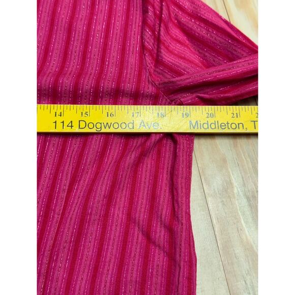 St Johns Bay Shirt Womens Adult Size M Color Red Long Sleeve Button Up Casual - Picture 4 of 9